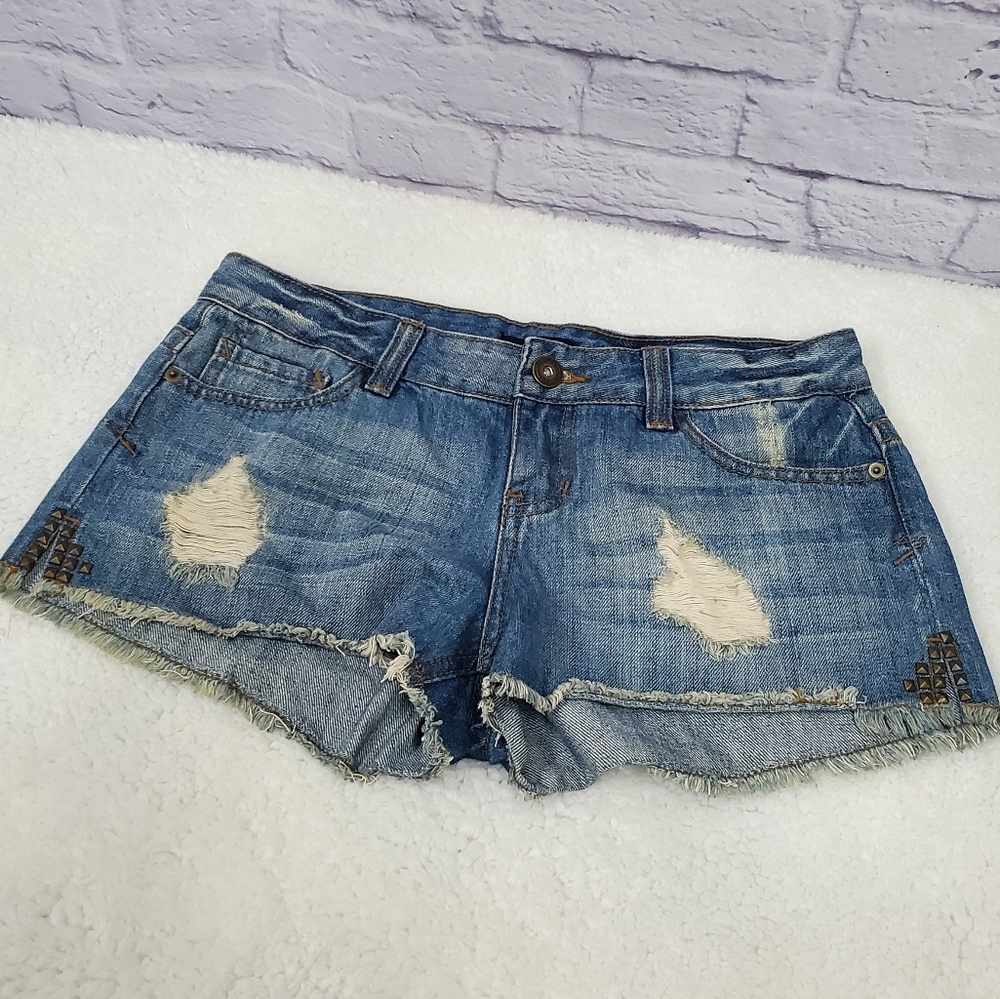 Mine Jean Studded / Destroyed Shorts Sz Med